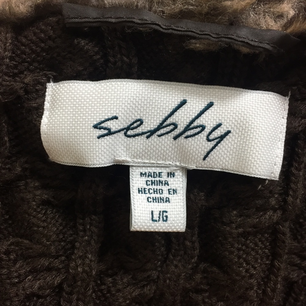 ↓ $27 Sebby Faux Fur Vest Size L - Picture 5 of 7